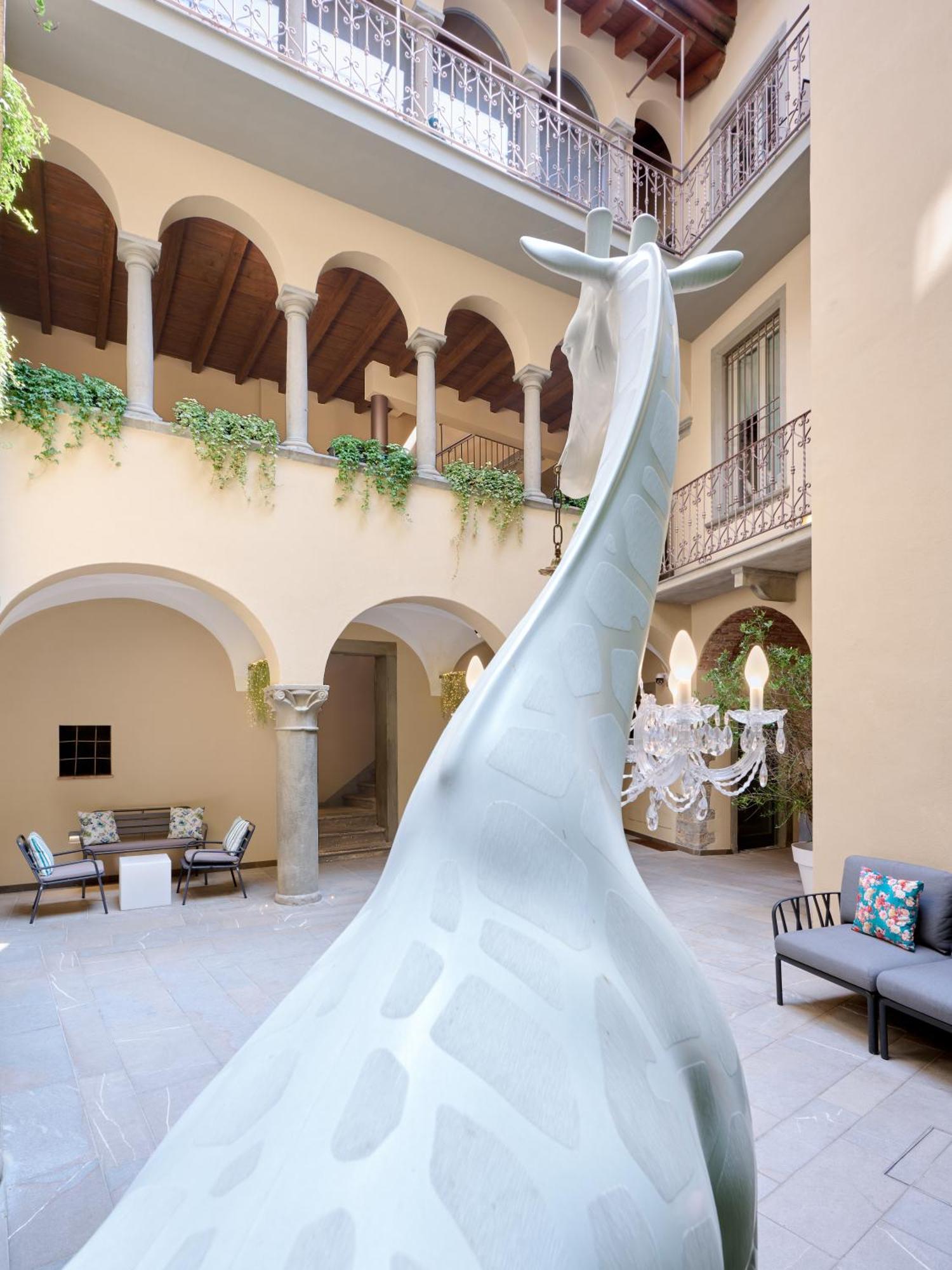 Rego Apartments - Boutique Aparthotel With Some Off-Site Apartments In A Charming Historic District Close To Upper Town Bérgamo Quarto foto