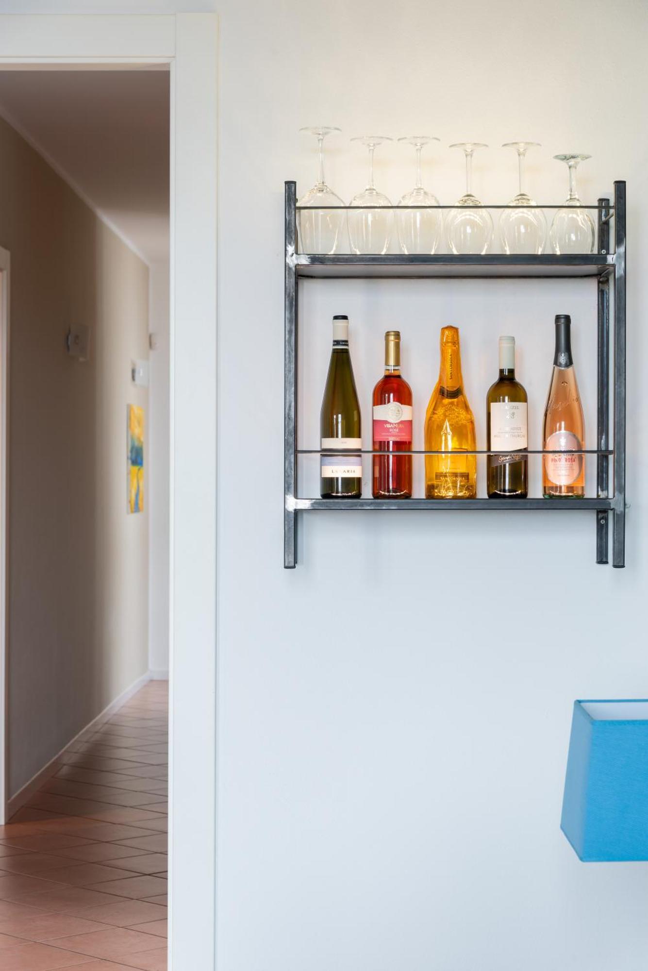 Rego Apartments - Boutique Aparthotel With Some Off-Site Apartments In A Charming Historic District Close To Upper Town Bérgamo Quarto foto